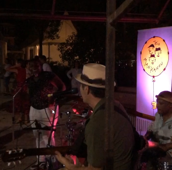 Artistes en concert chez Ô p'ti KAF